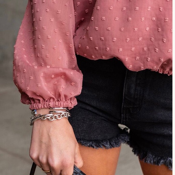 Pink Ivy Swiss Dot Top🎀 - Picture 3 of 5